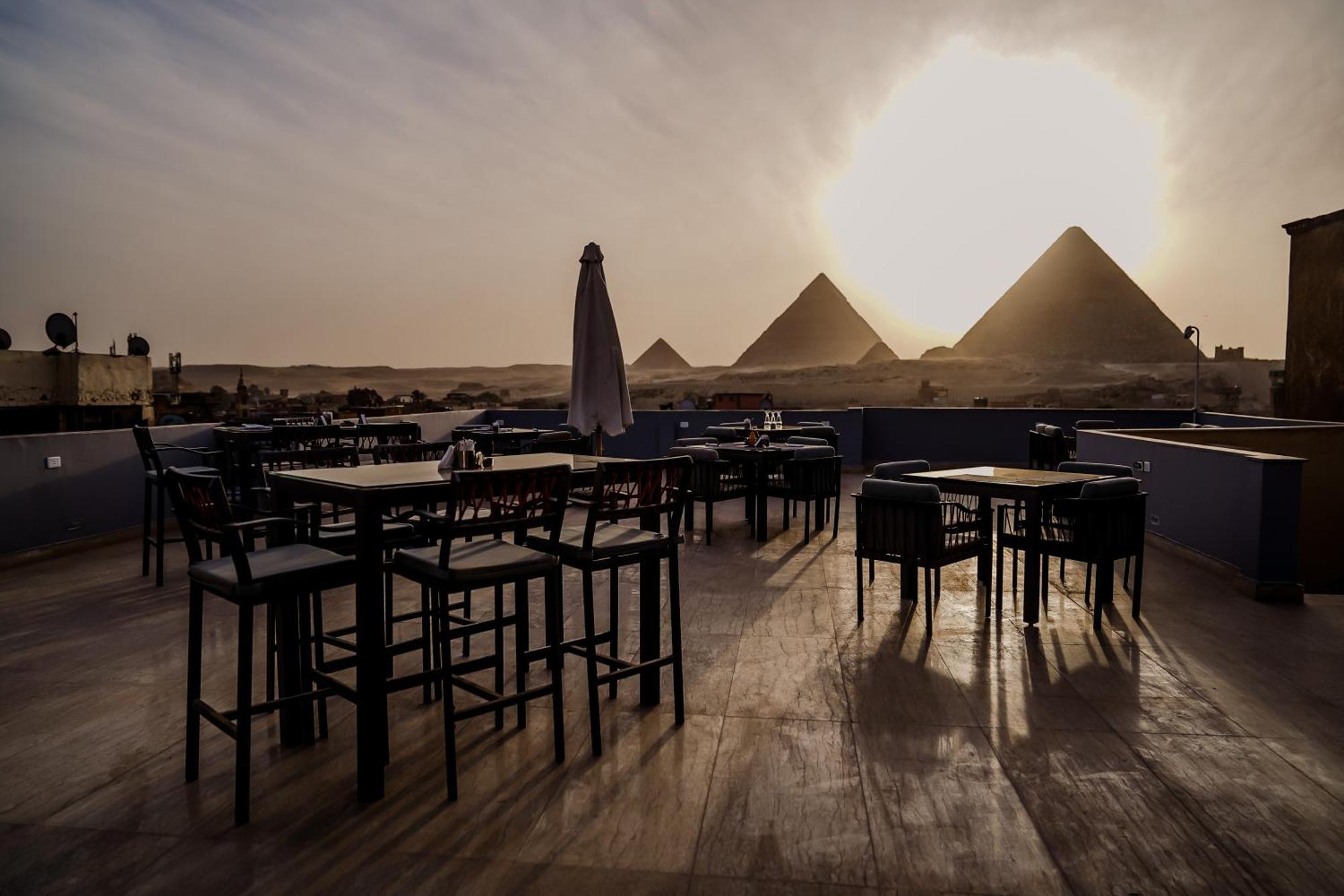 Pyramids Hotel Kafret el-Gabal Extérieur photo