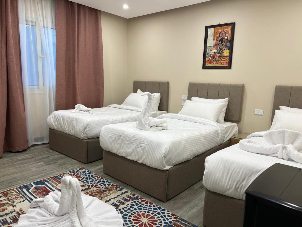 Pyramids Hotel Kafret el-Gabal Extérieur photo