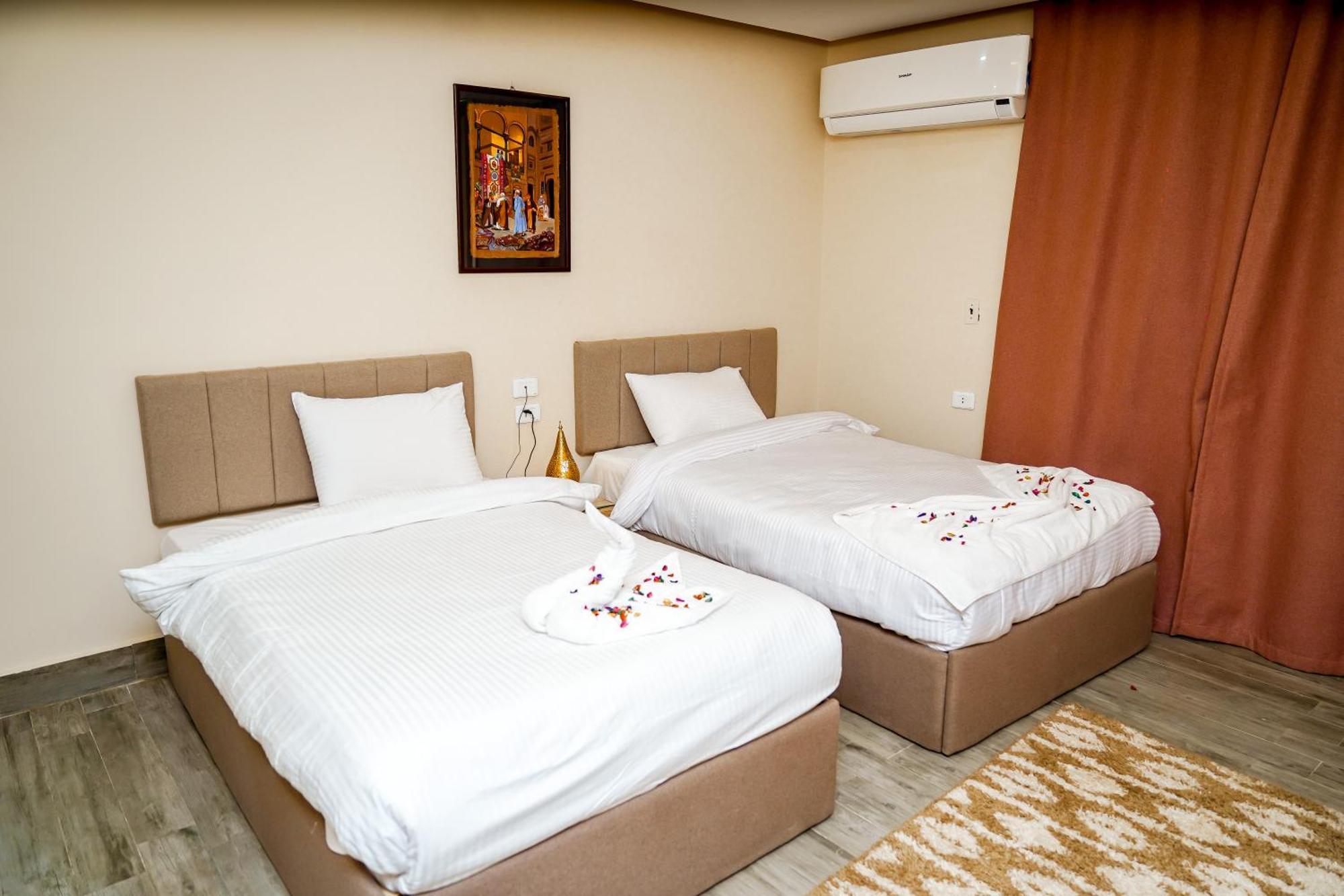 Pyramids Hotel Kafret el-Gabal Extérieur photo